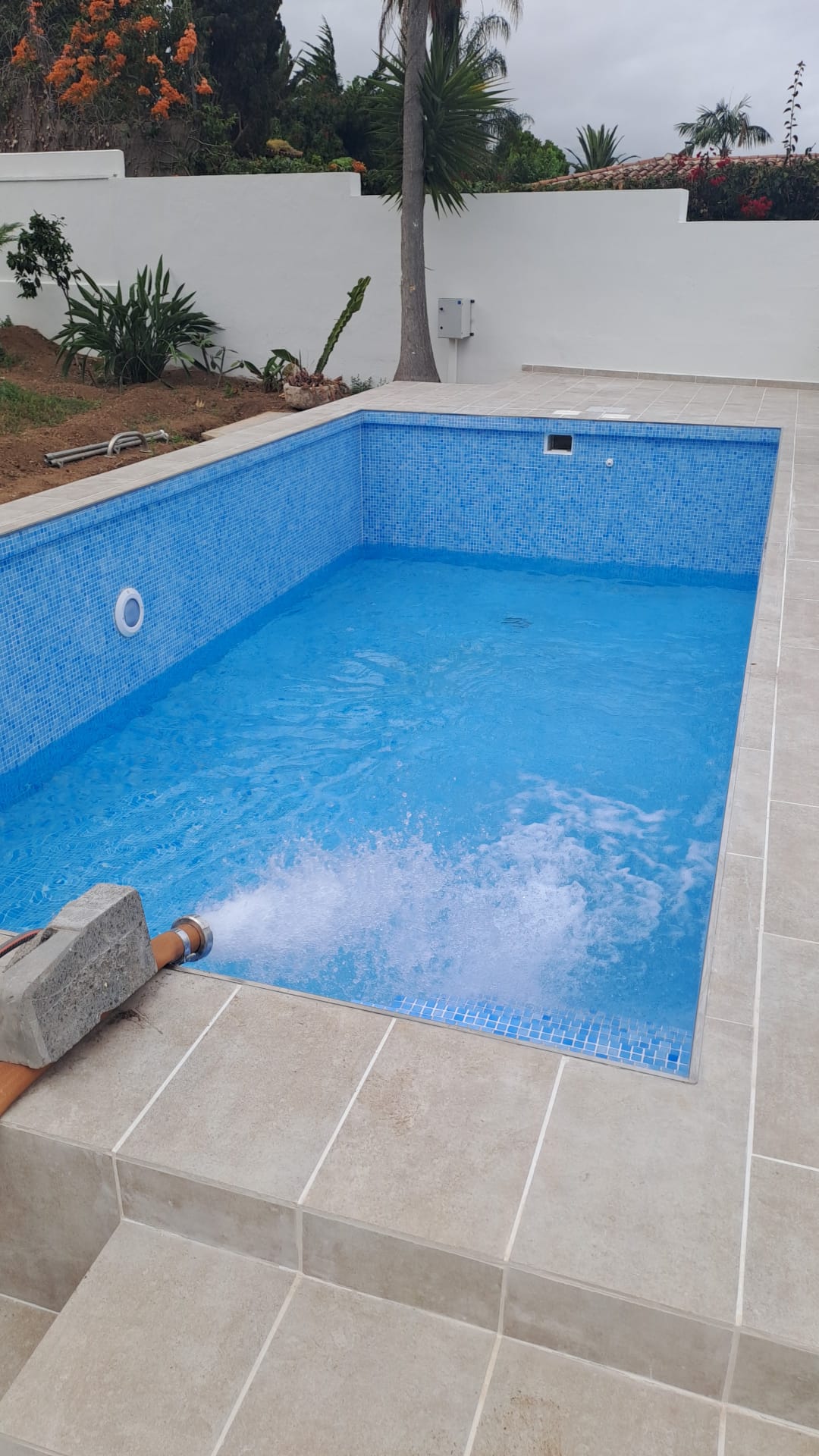 llenado de piscina